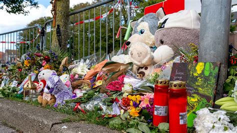 17 jaar onvoorwaardelijke gevangenisstraf geëist voor dodelijke .